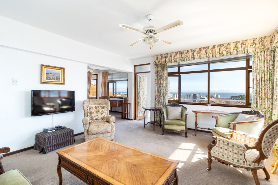 To Let 2 Bedroom Property for Rent in Sea Point Western Cape